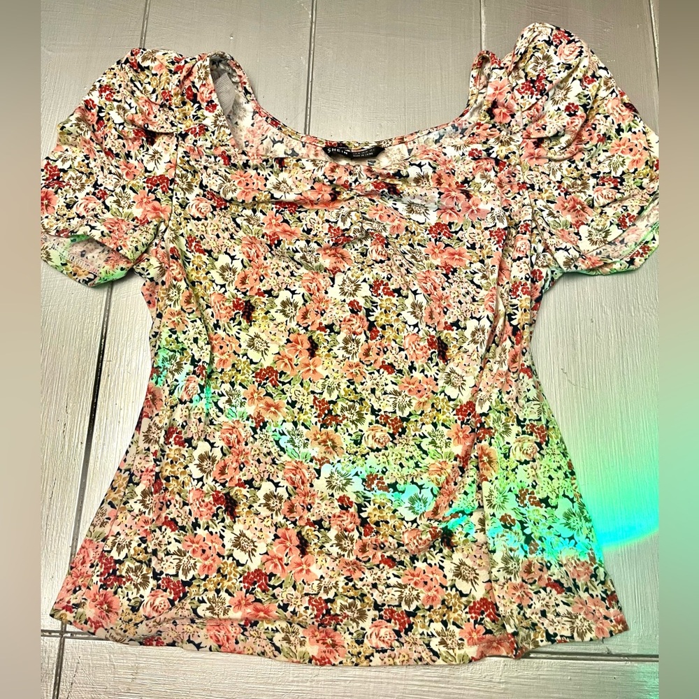 Floral shirt size medium.